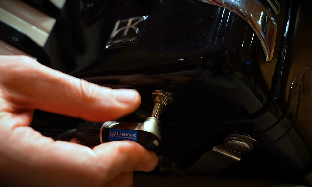 Fotografia ilustrativa de um Oitavador e microfonia 