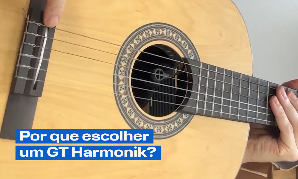Fotografia ilustrativa de um violão com o GT instalado e texto: por que escolher um gt harmonik?