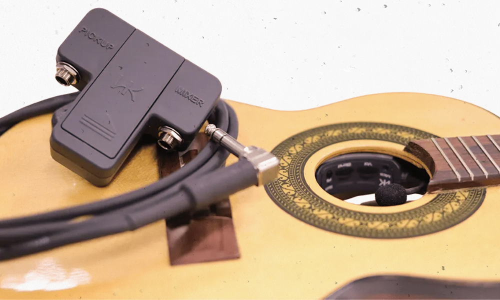 Fotografia ilustrativa de cavaquinho com captador harmonik - O desafio real da amplificação do cavaquinho